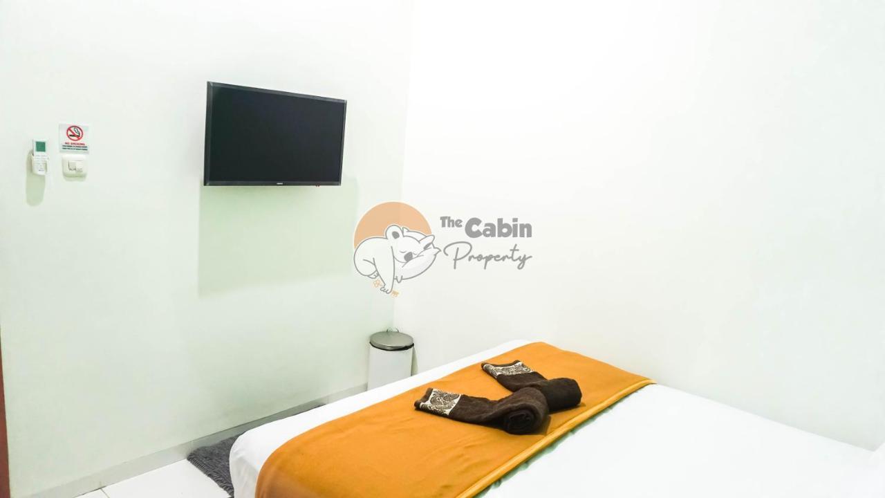 The Cabin Tugu Hostel Yogyakarta Exteriör bild